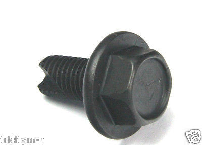 876053 Porter Cable Saw Blade Bolt  Models 324MAG 325MAG and others