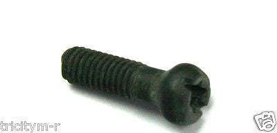 157312-00 Black & Decker Drill Chuck Screw